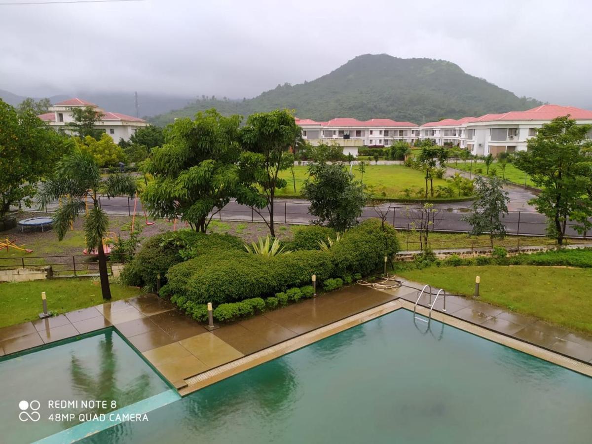 Parishreya Holiday Home Lonavala Esterno foto