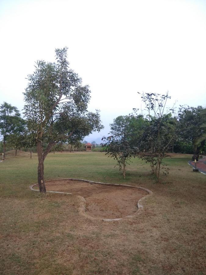 Parishreya Holiday Home Lonavala Esterno foto